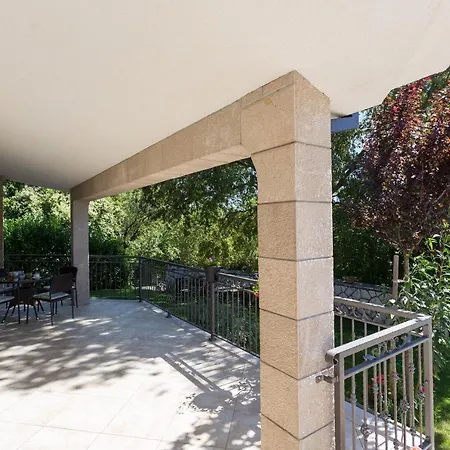 Oasis Villa Gornji Prolozac