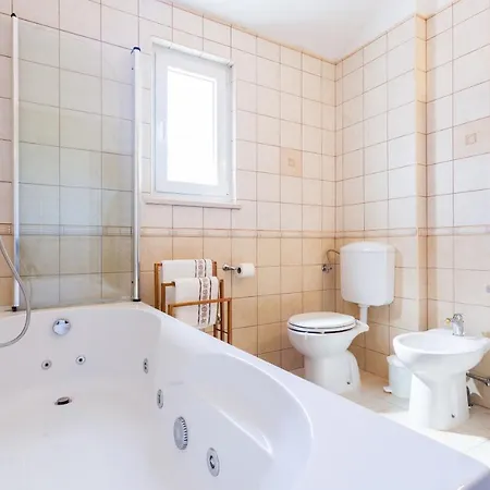 Villa Oasis Gornji Prolozac