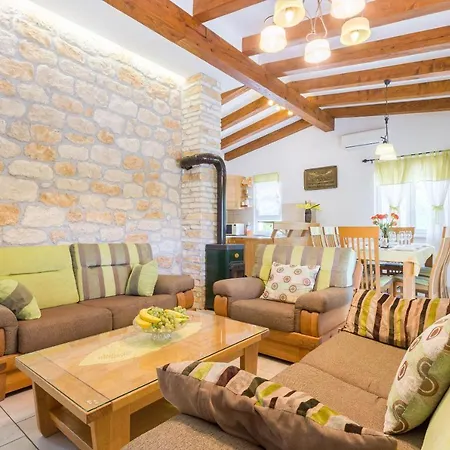 Oasis Villa