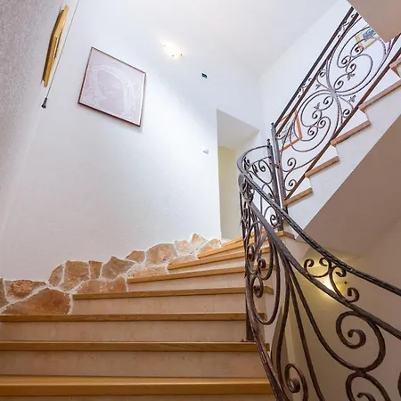 Oasis Villa