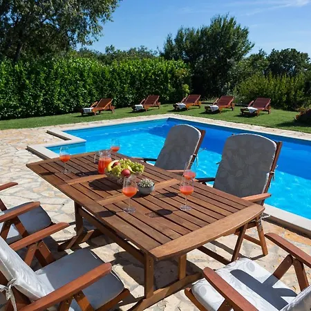 Oasis Villa *