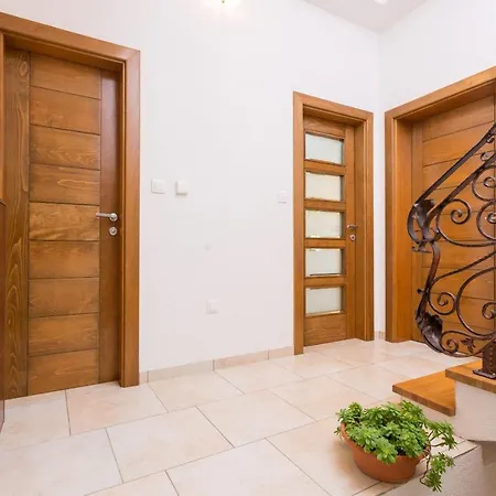 Oasis Villa Gornji Prolozac